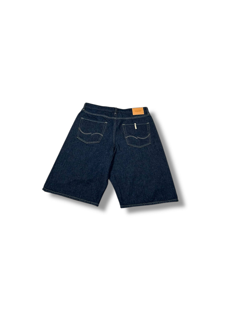 Bermuda - size: L