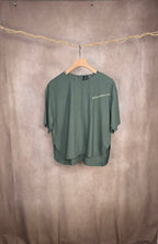 T-shirt in misto lino verde salvia