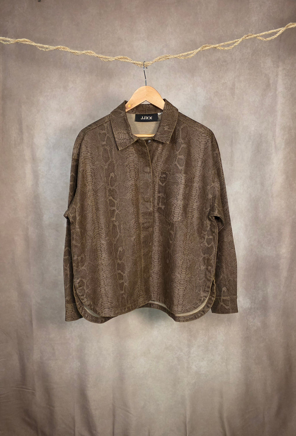 Camicia stampa pitonata