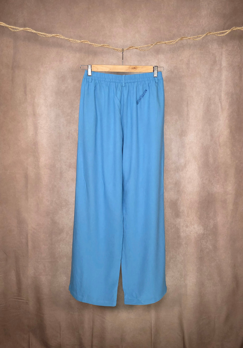 Pantaloni leggeri a gamba larga in misto lino