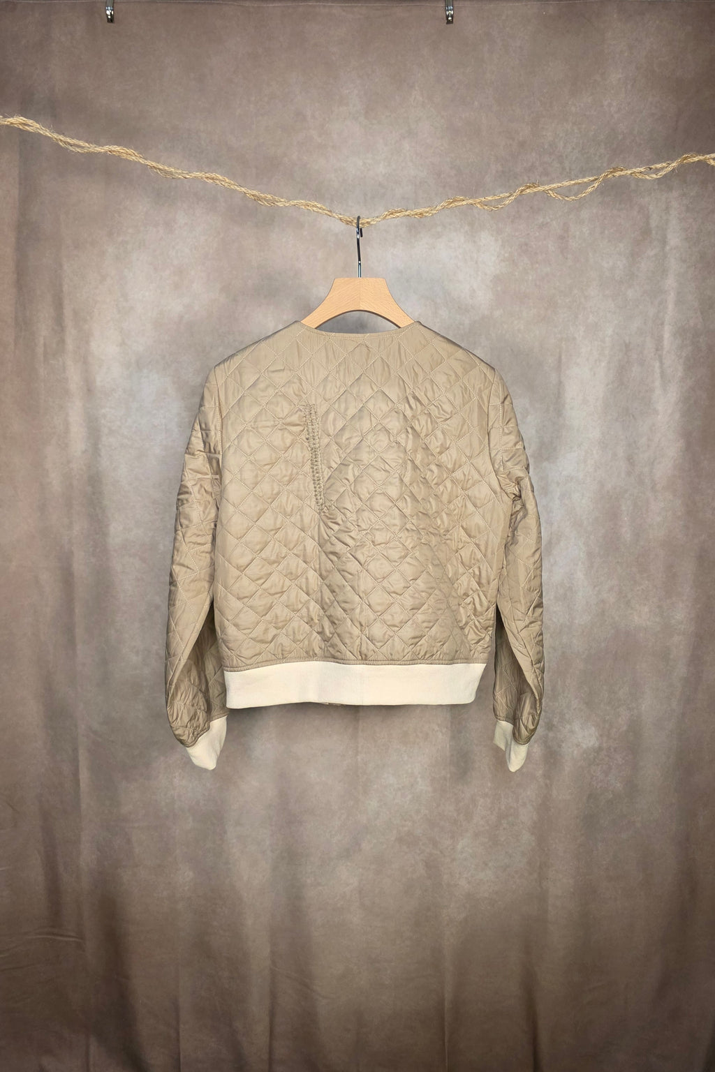 Giacca bomber cropped trapuntato
