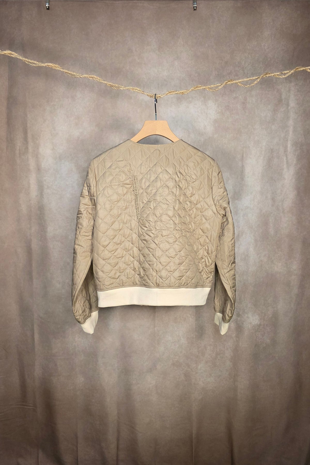 Giacca bomber cropped trapuntato