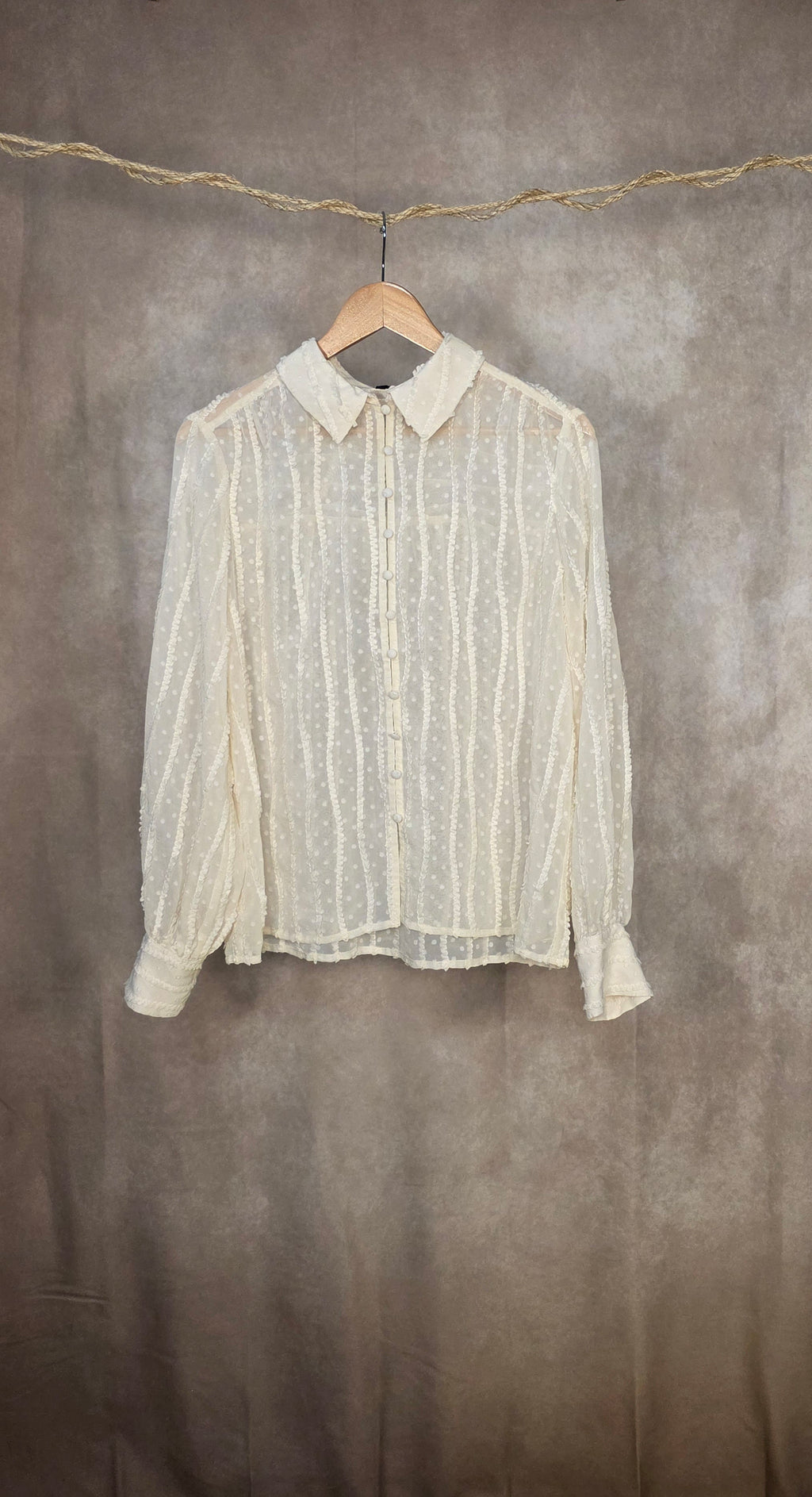 Camicia con trama a righe in pizzo
