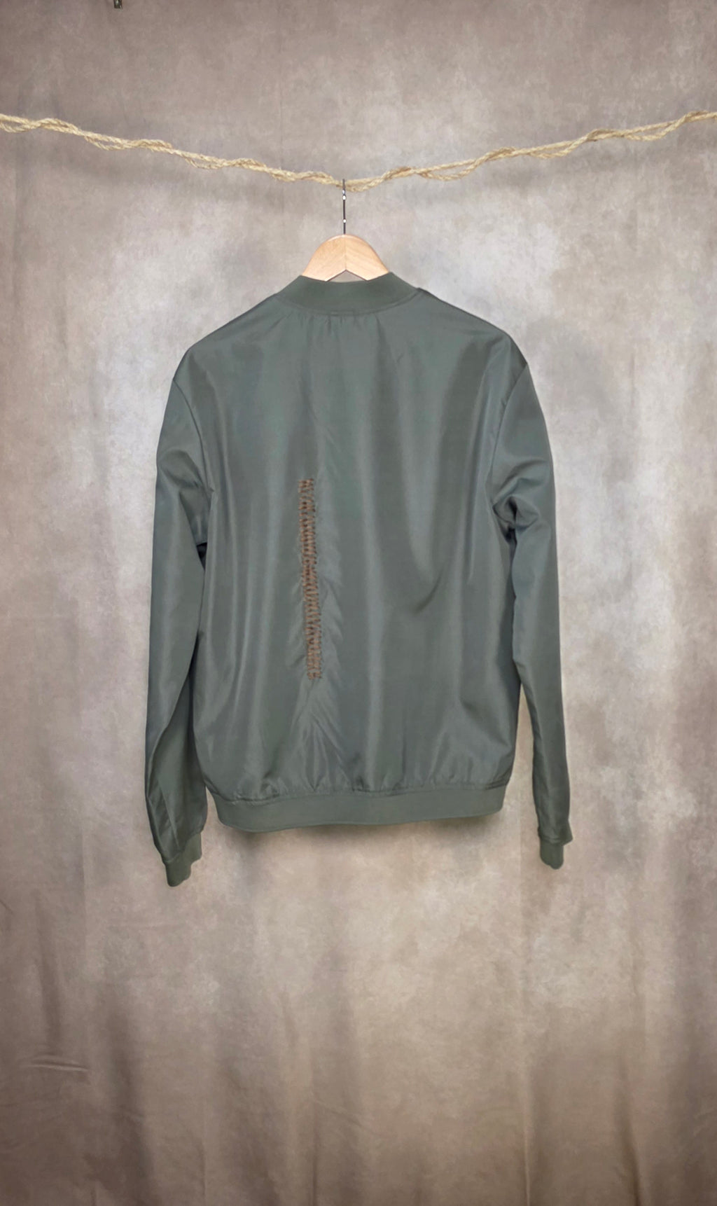 Giacca bomber leggera verde salvia