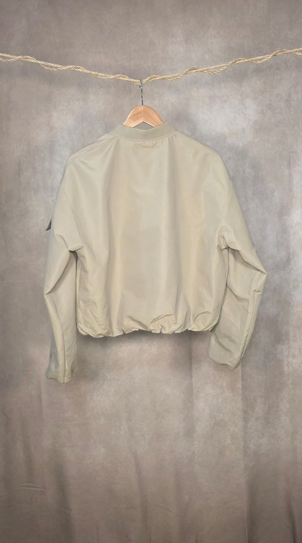 Giacca bomber corto leggera