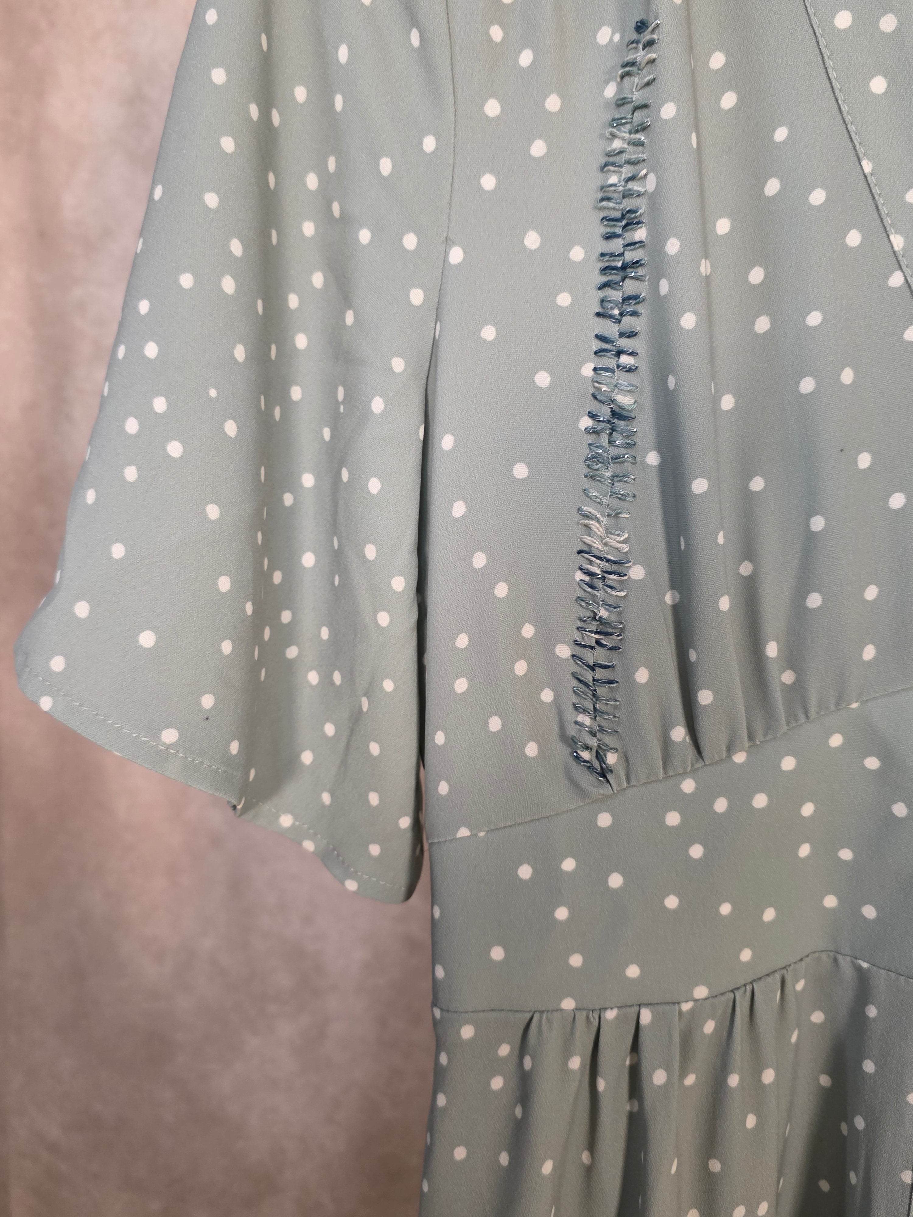 Vestito chemisier a pois bianchi