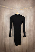 Abito mini nero in maglia
