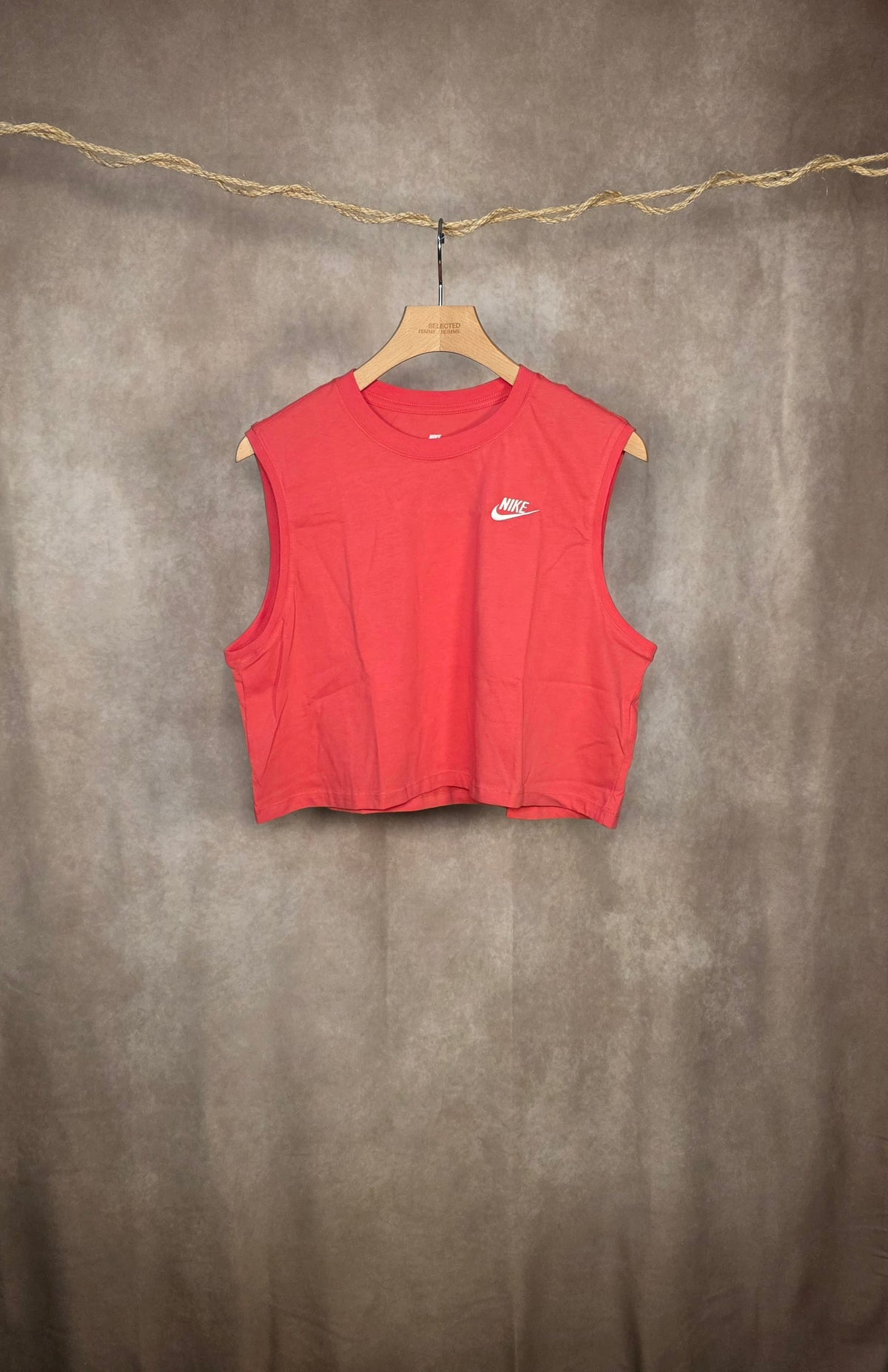 Top Nike