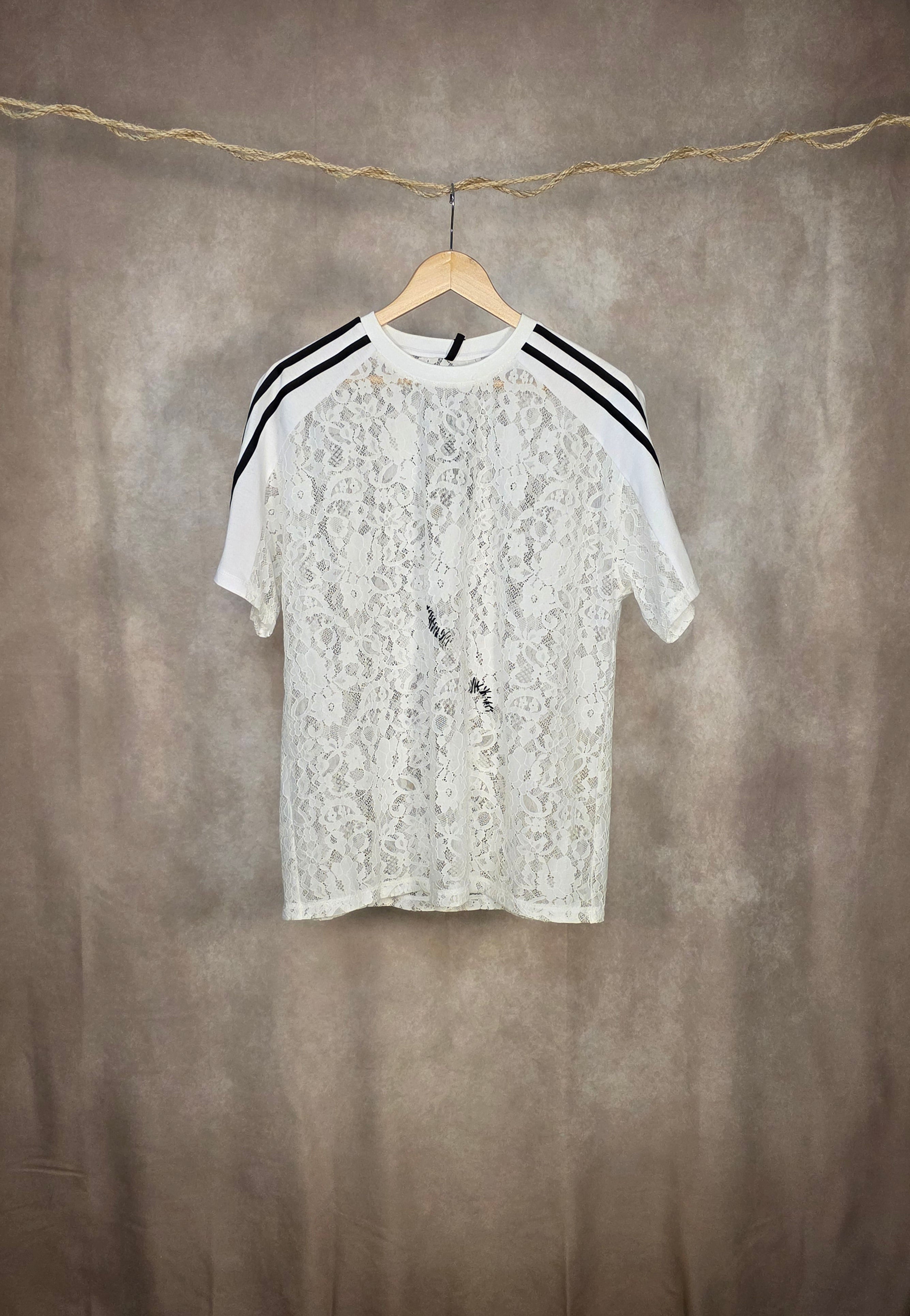 T-Shirt in pizzo