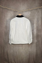 Giacca in denim bianco con collo a contrasto oversized