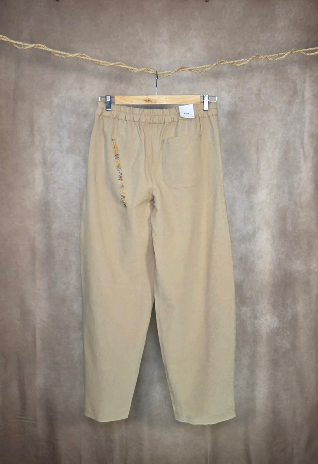 Pantaloni barrel fit estivi