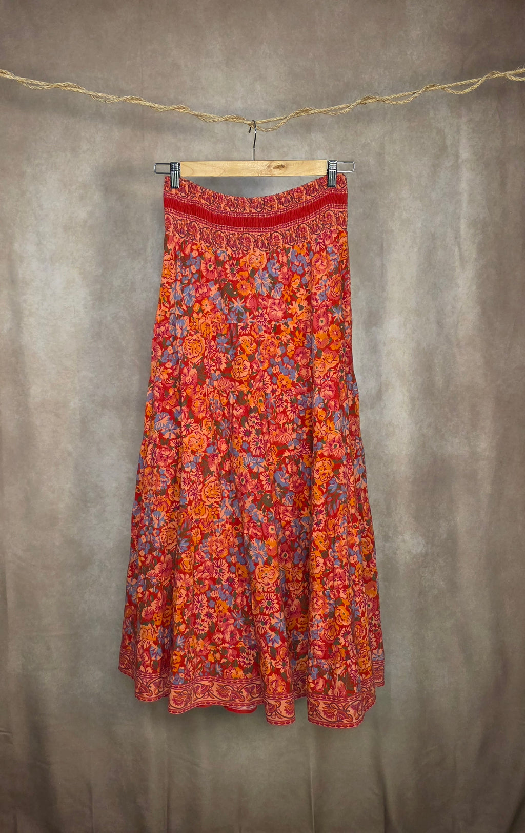 Gonna maxi boho a stampa floreale vibrante