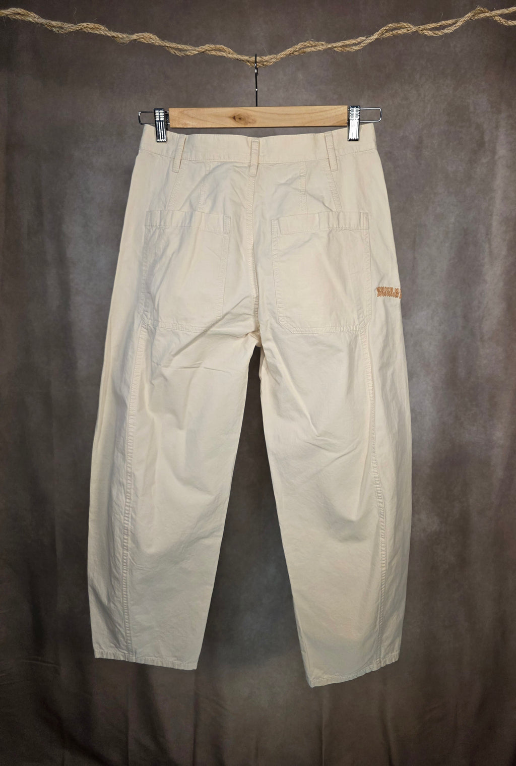 Pantaloni a gamba larga