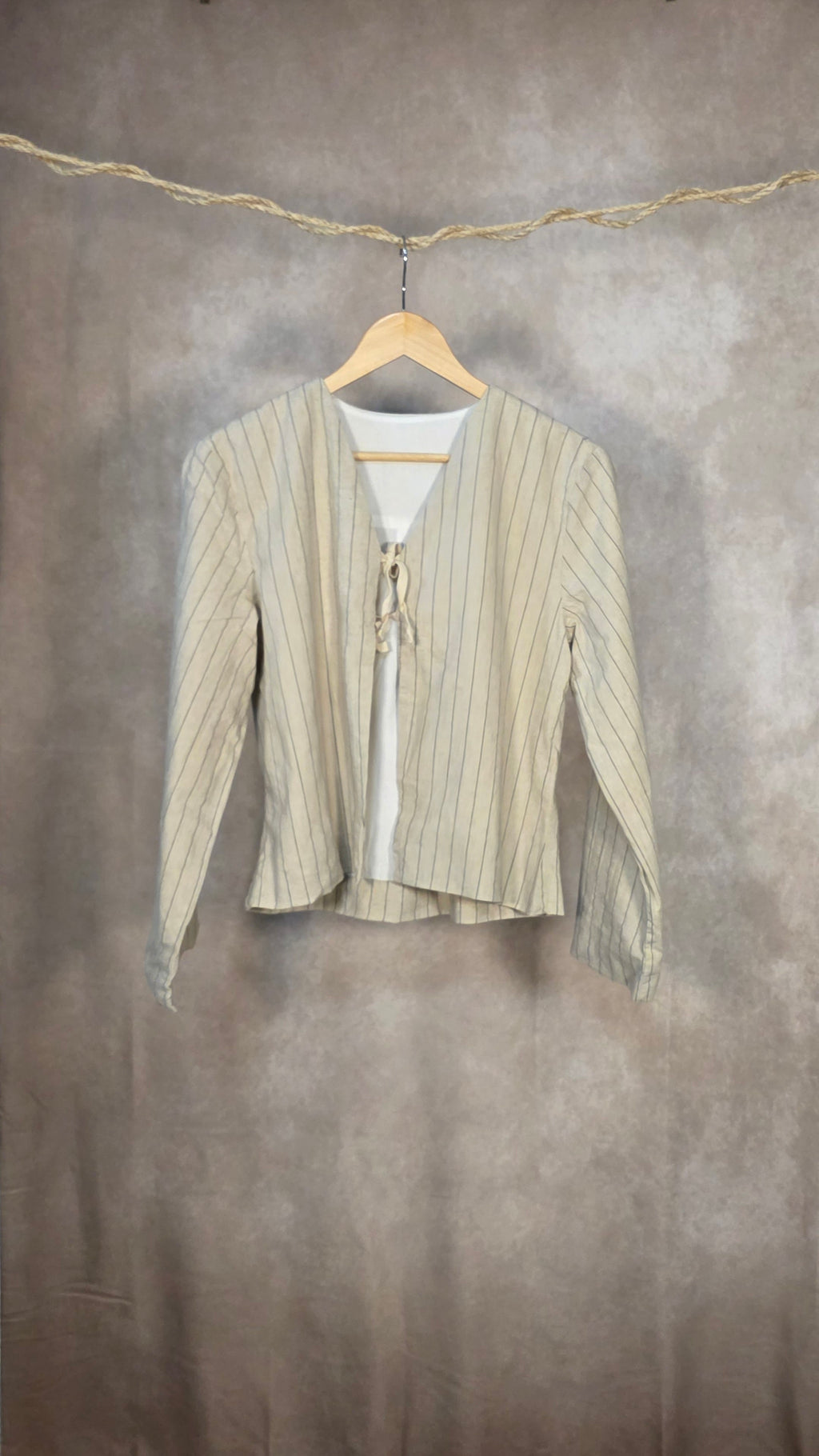 Blazer gessato in misto lino