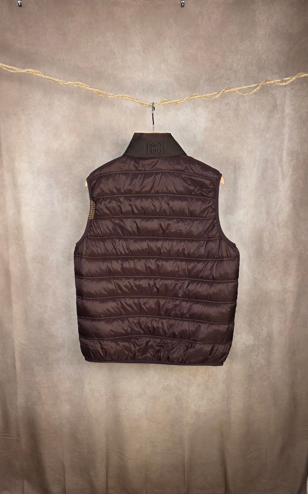 Smanicato trapuntato con tasche e zip