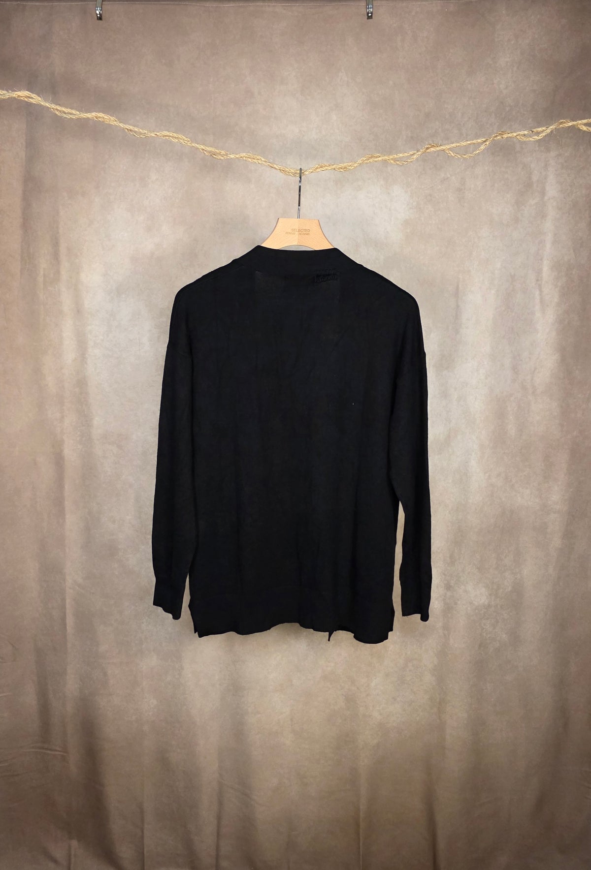 Cardigan in maglia aperto sul davanti
