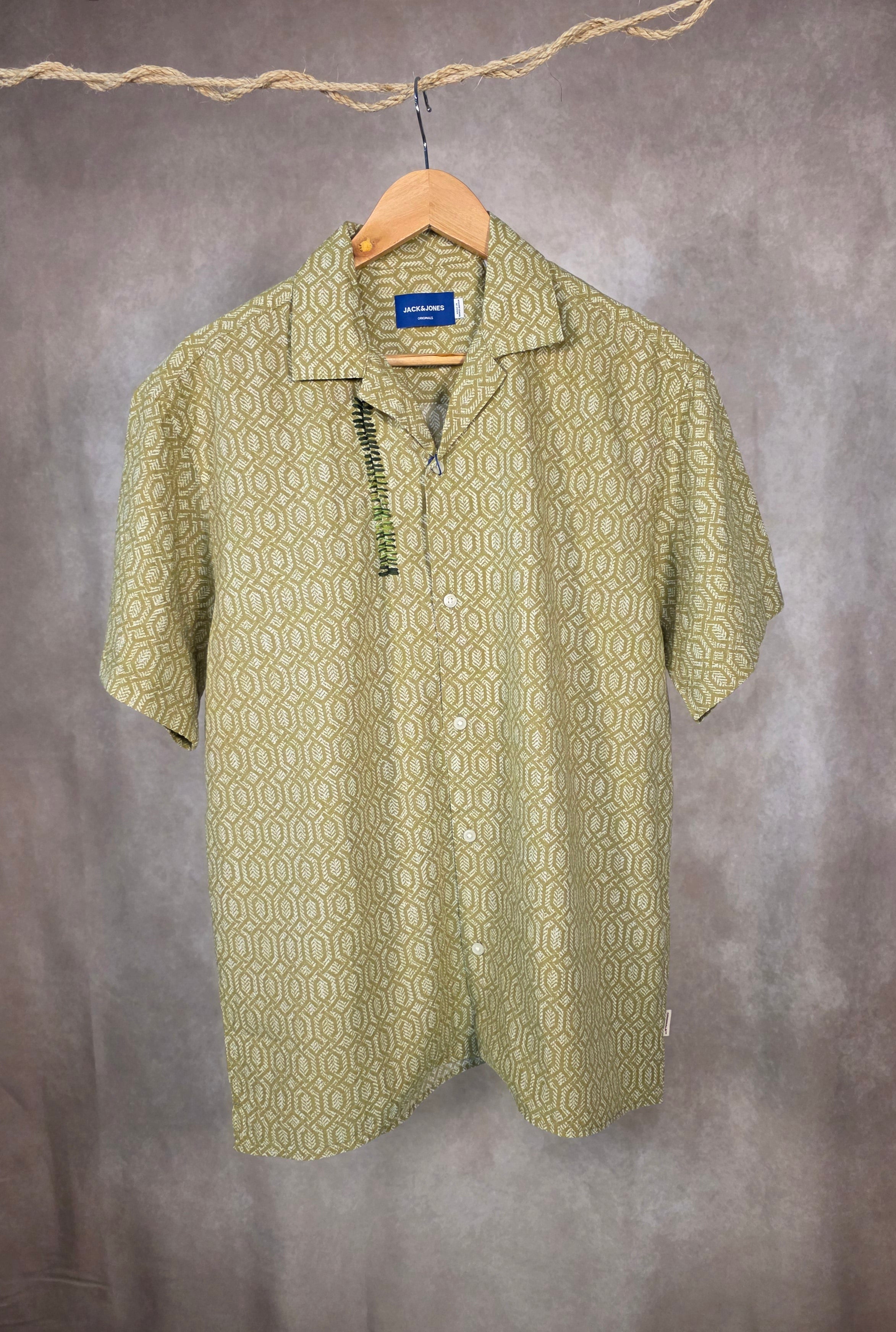 Camicia a stampa geometrica