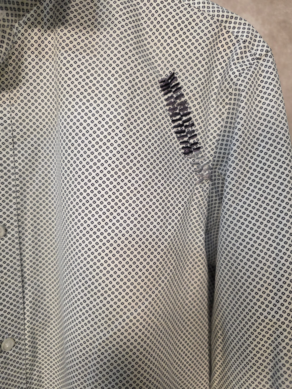 Camicia a maniche lunghe con stampa geometrica