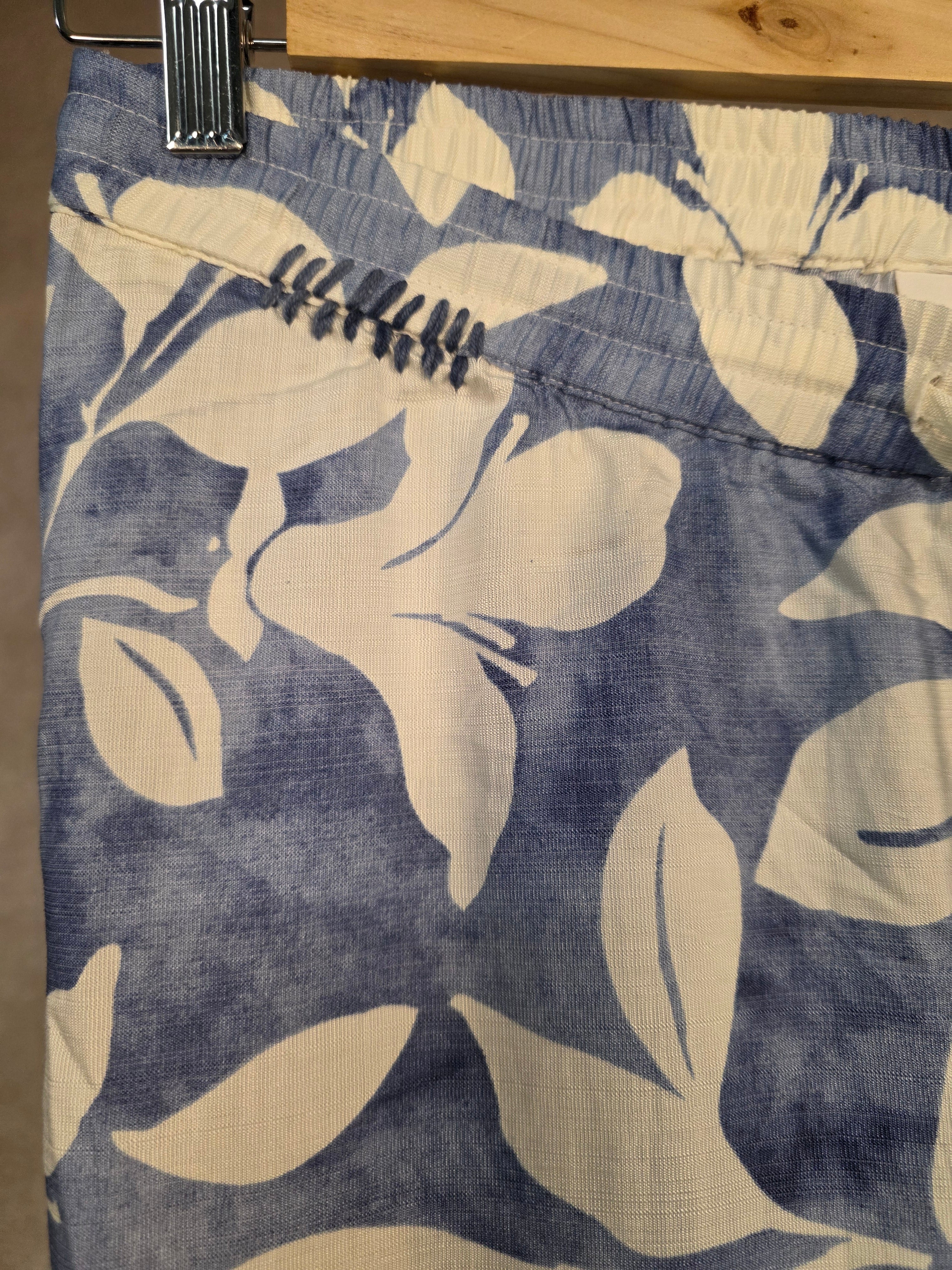 Pantaloni a gamba larga con stampa floreale