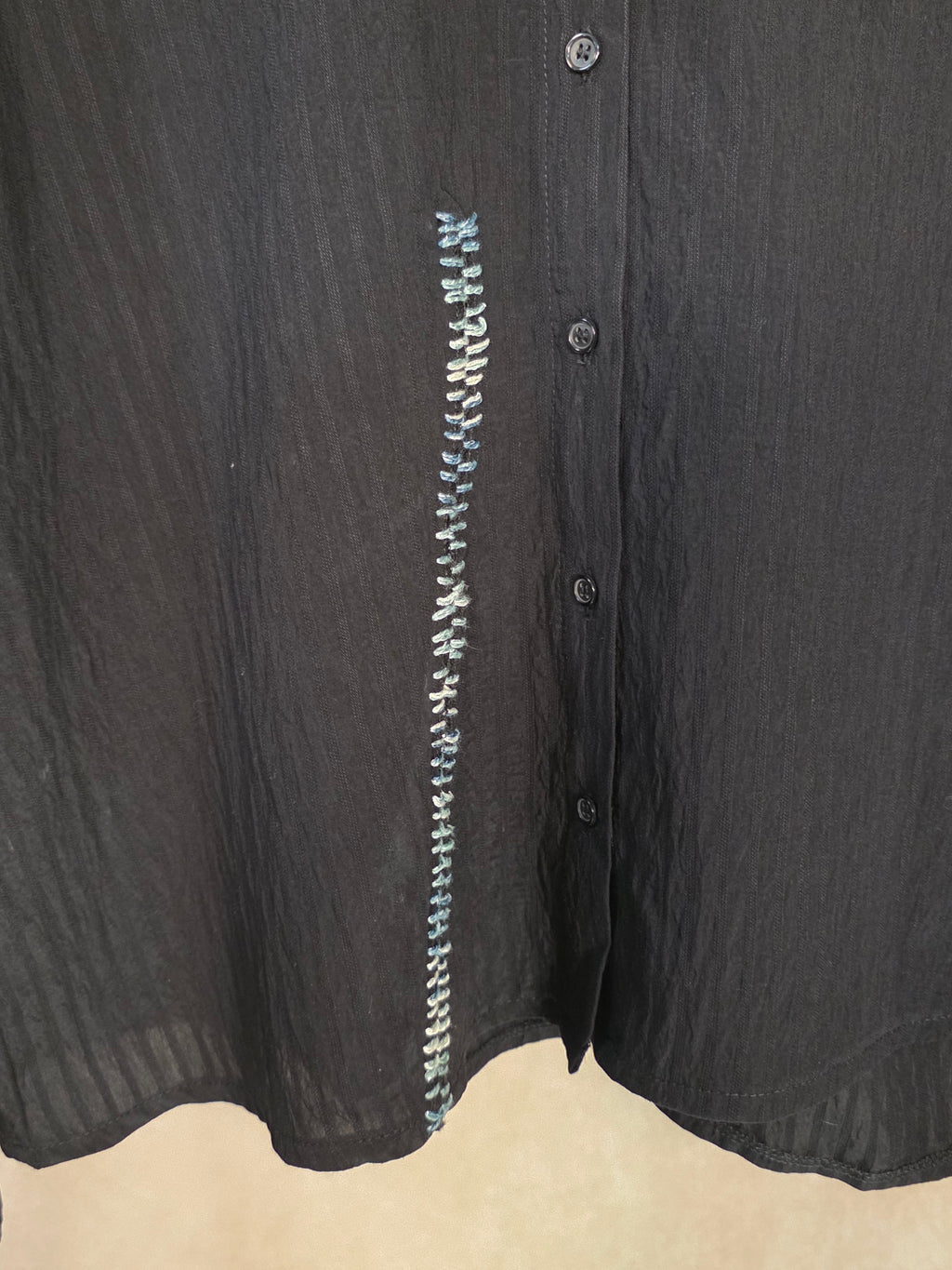 Camicia a maniche lunghe dal taglio morbido