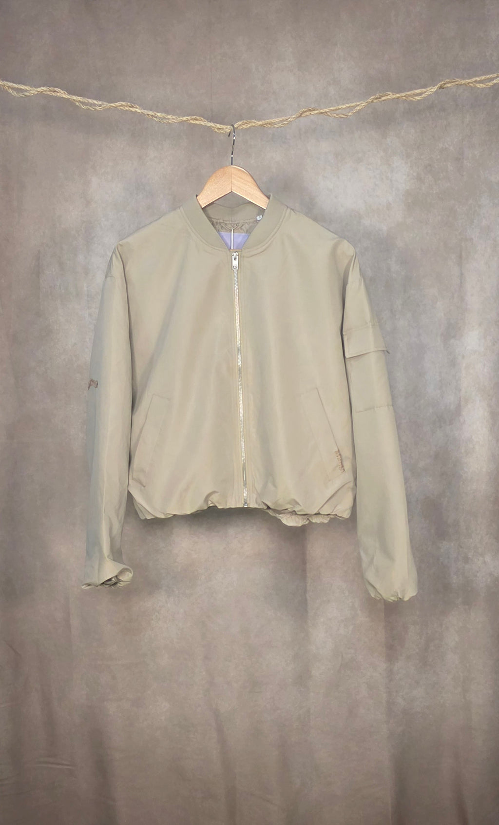 Giacca bomber corto leggera
