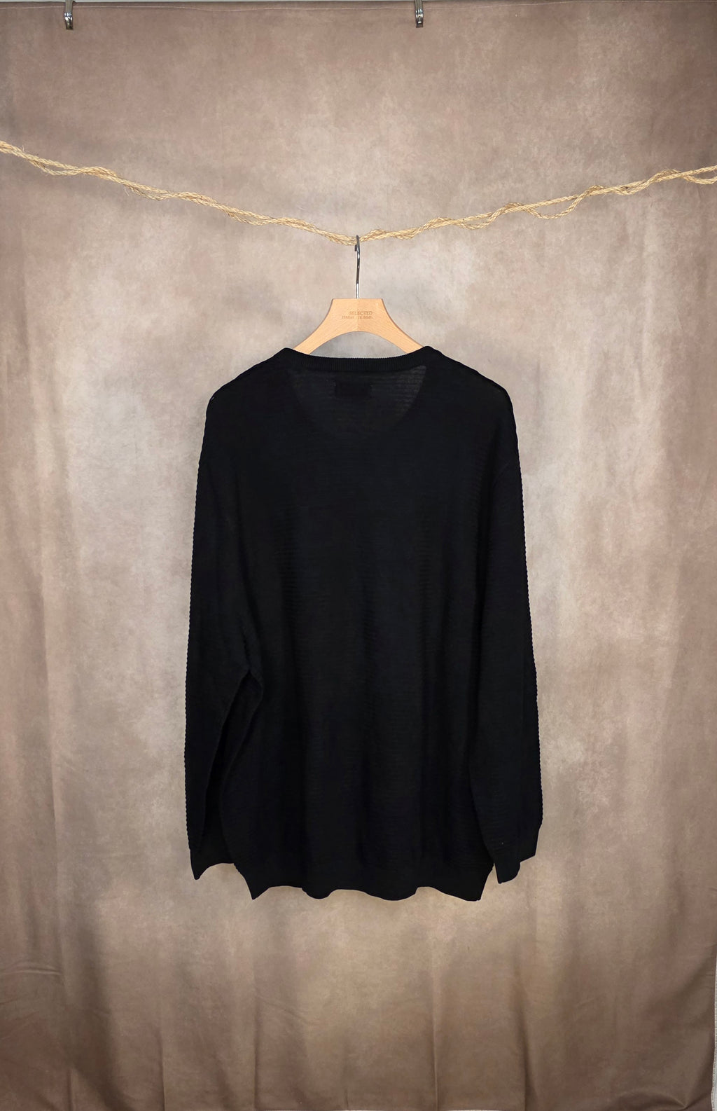 Maglia girocollo in cotone nero +FIT