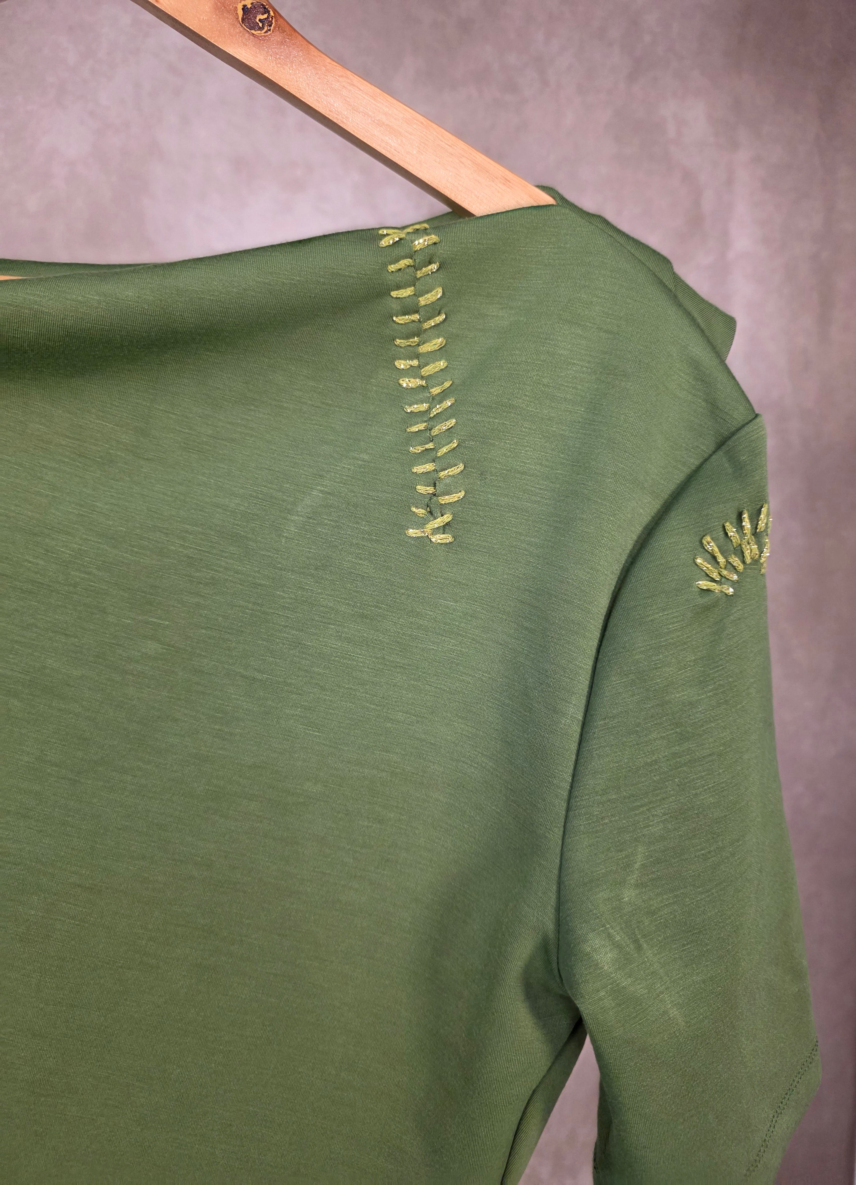 Top asimmetrico drappeggiato