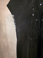 Abito smanicato con strass