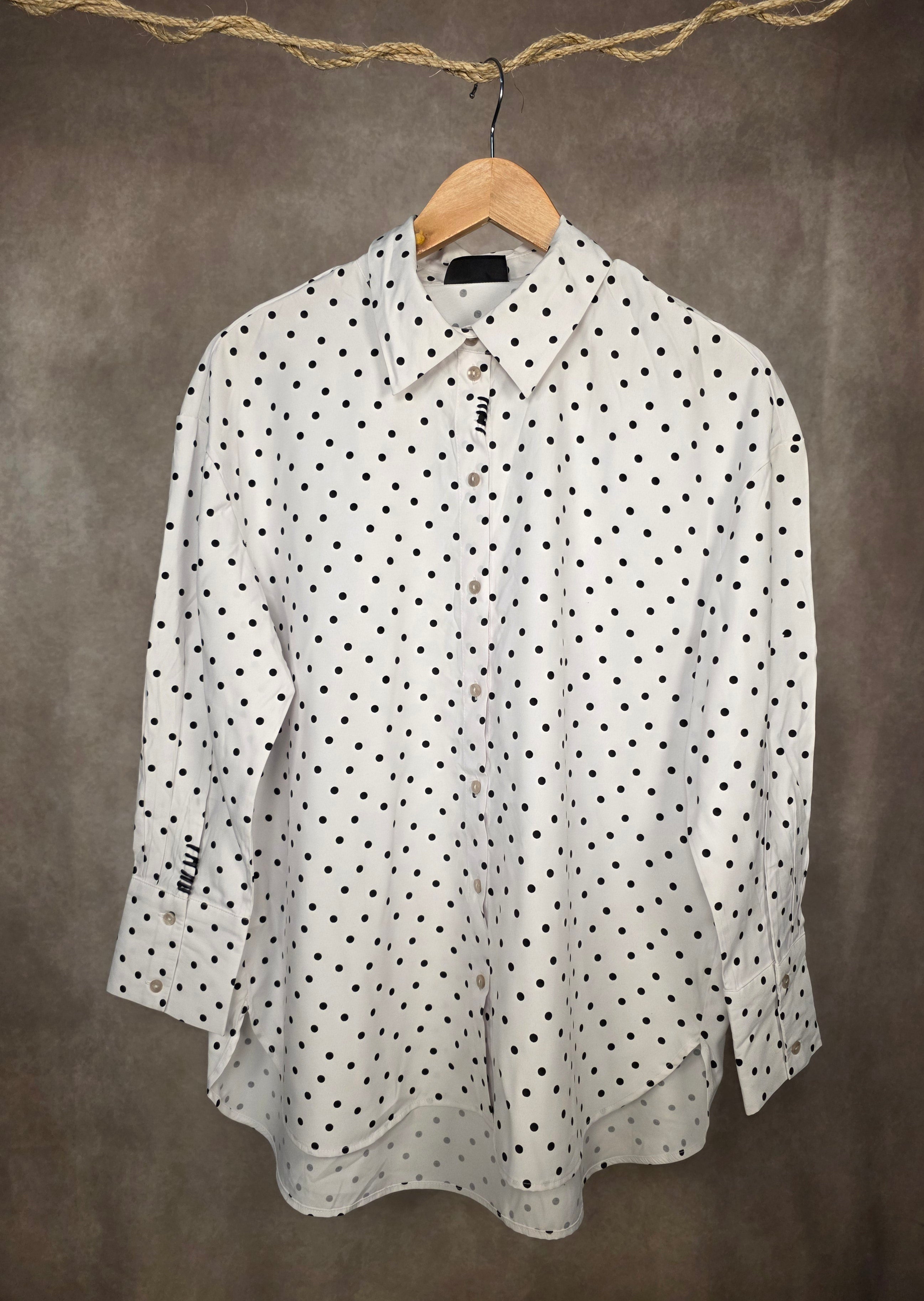 Camicia fluida bianca a pois