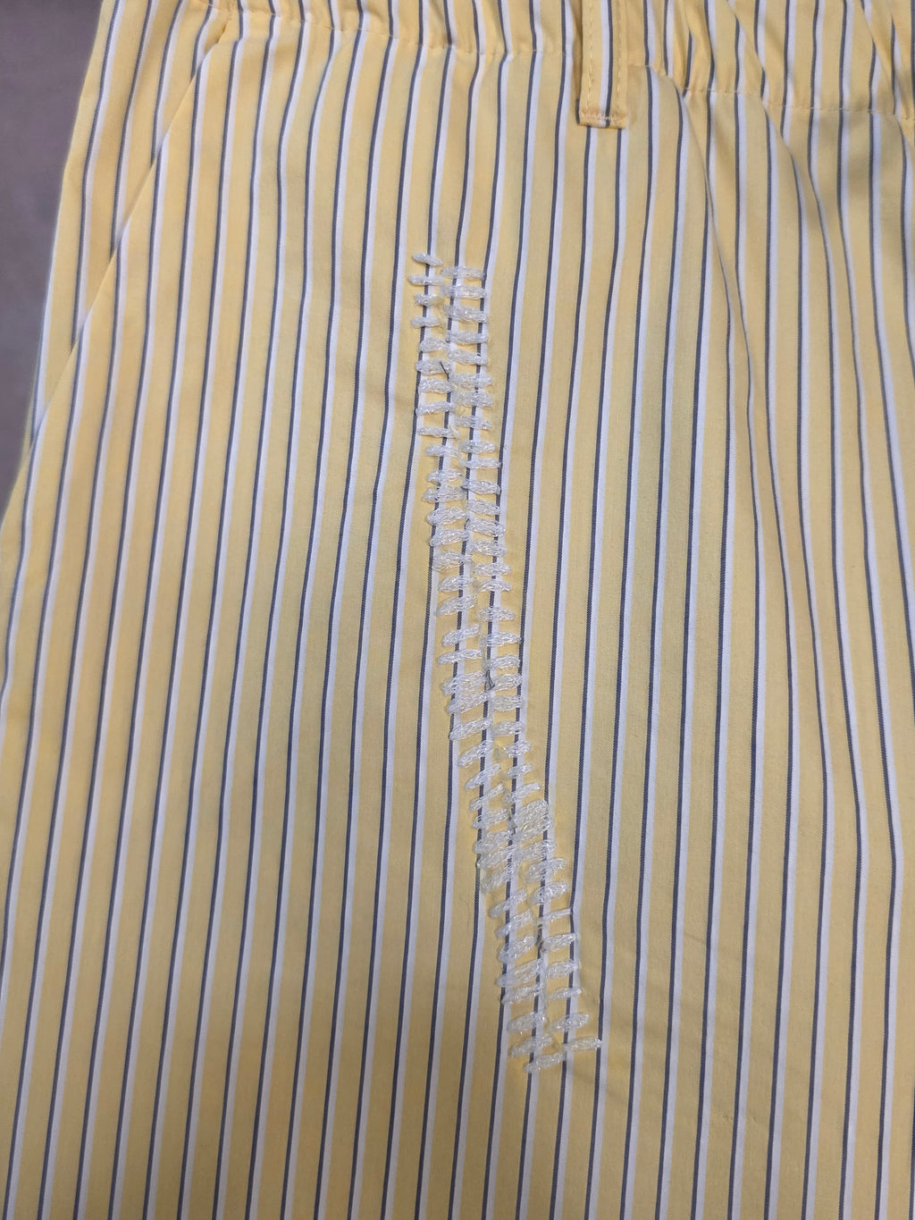 Pantaloni a righe con coulisse in vita