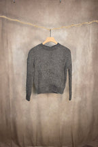 Maglione intrecciato con dettagli traforati