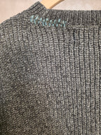 Maglione intrecciato con dettagli traforati