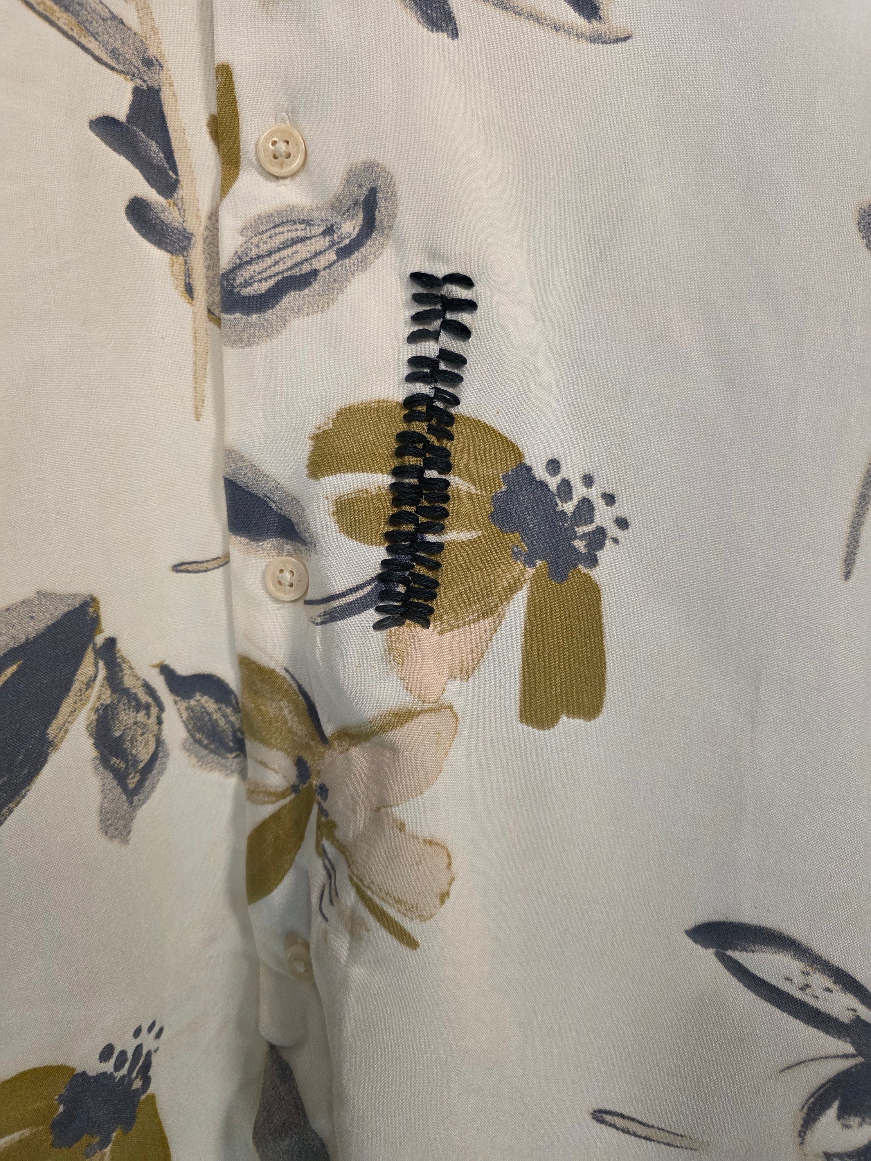Camicia a stampa floreale
