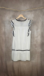 Abito mini boho con ricami a contrasto