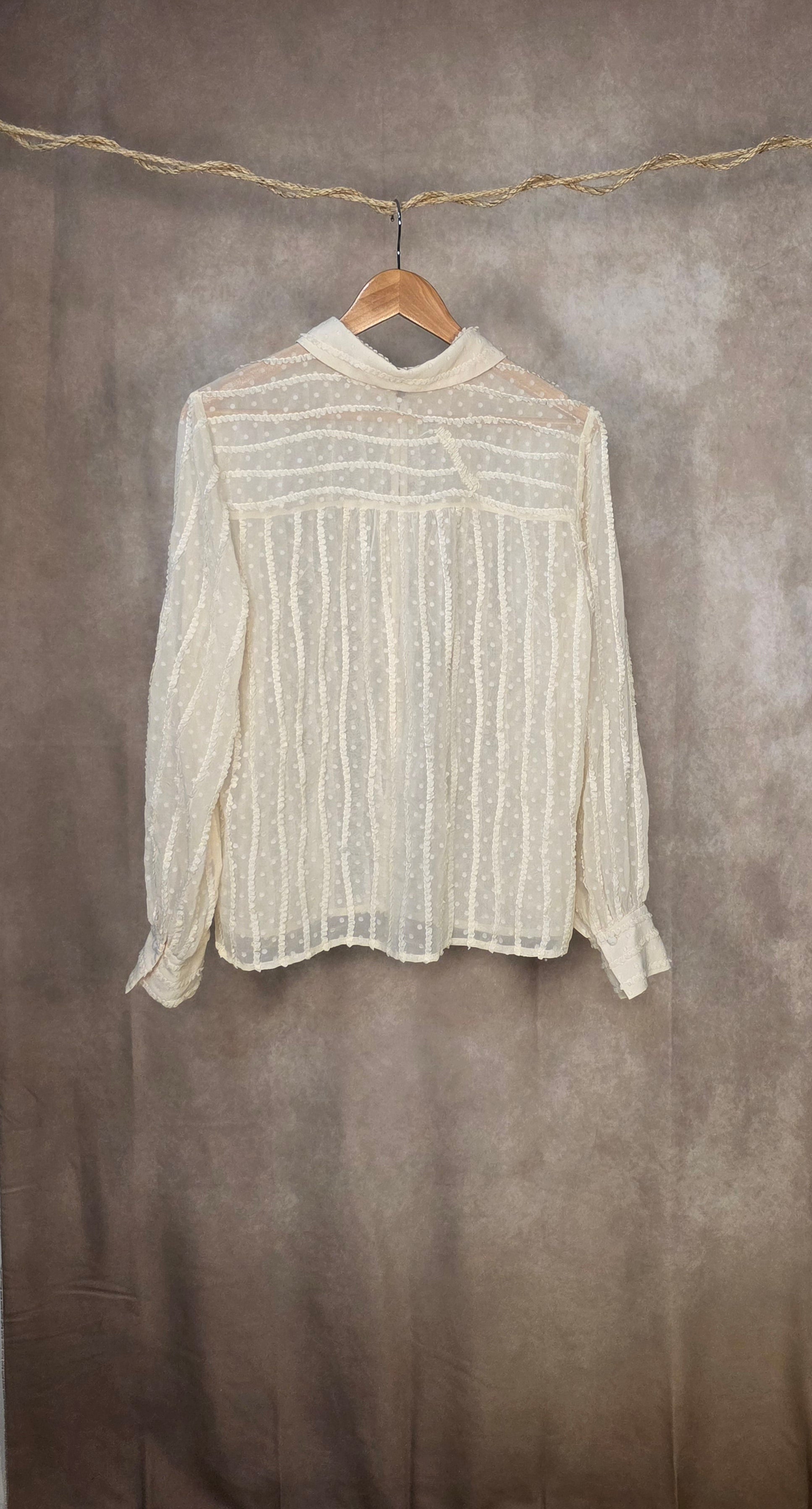 Camicia con trama a righe in pizzo