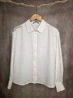 Camicia con colletto impreziosito da micro perle