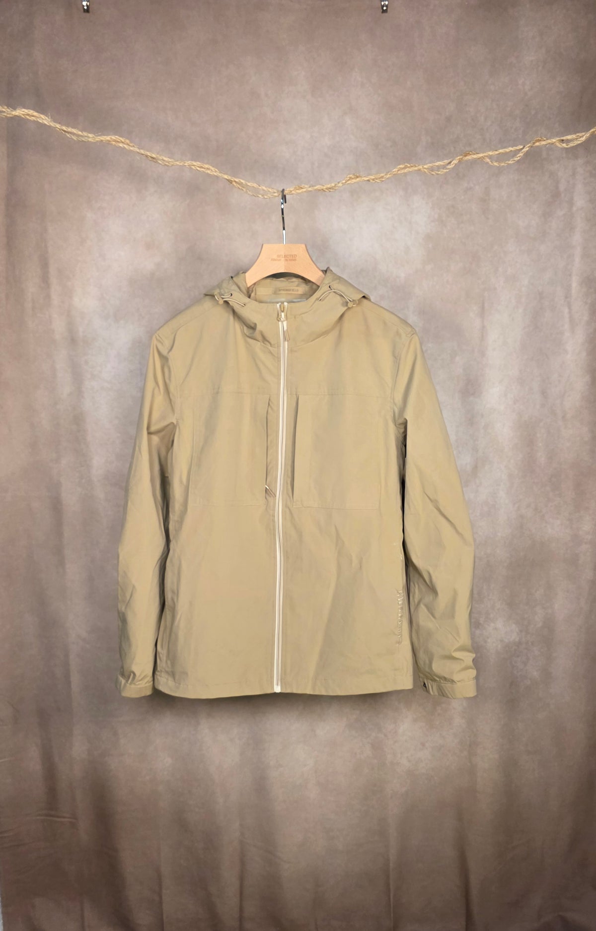 Giacca a vento leggera beige