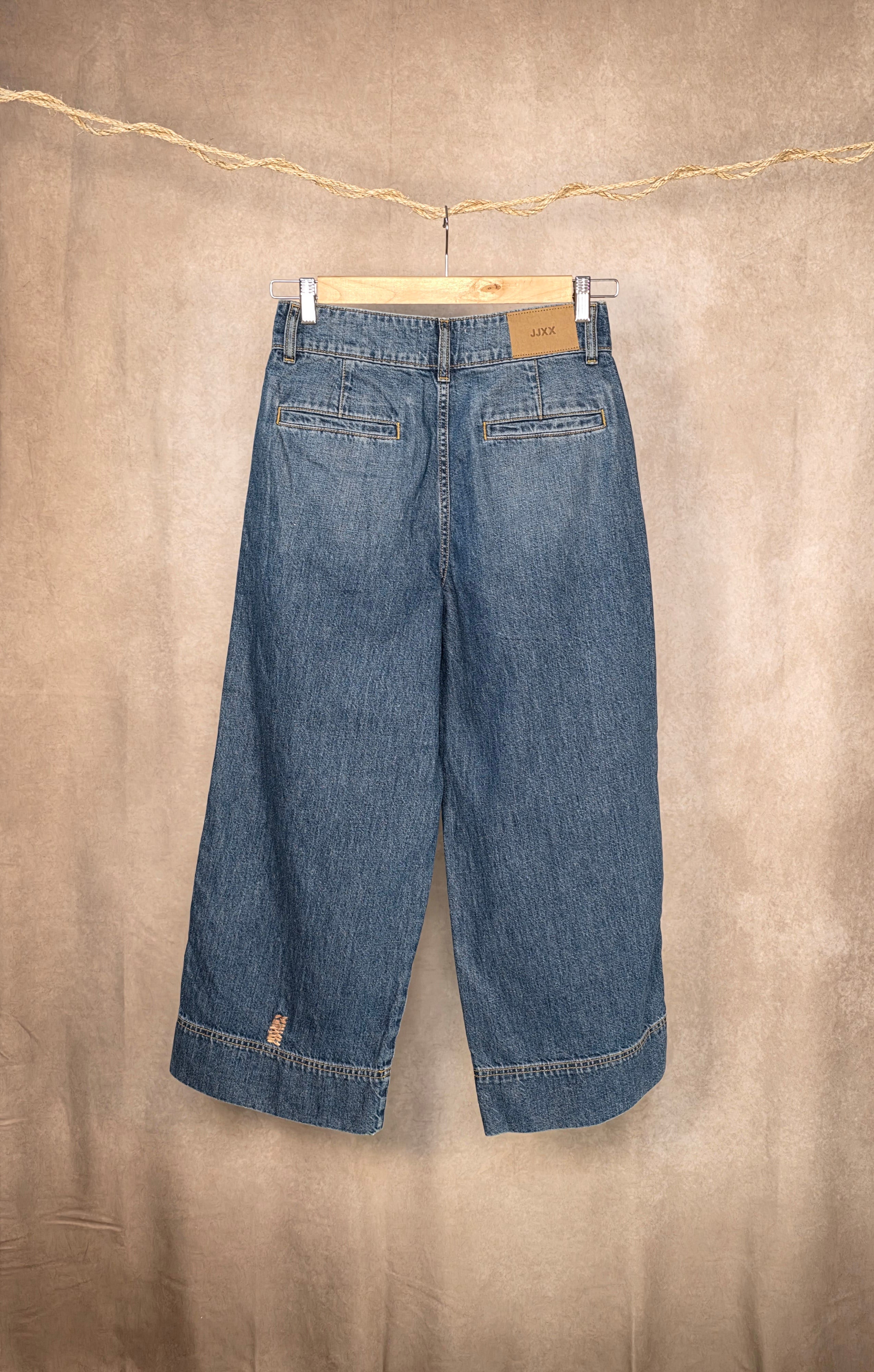 Jeans cropped gamba ampia