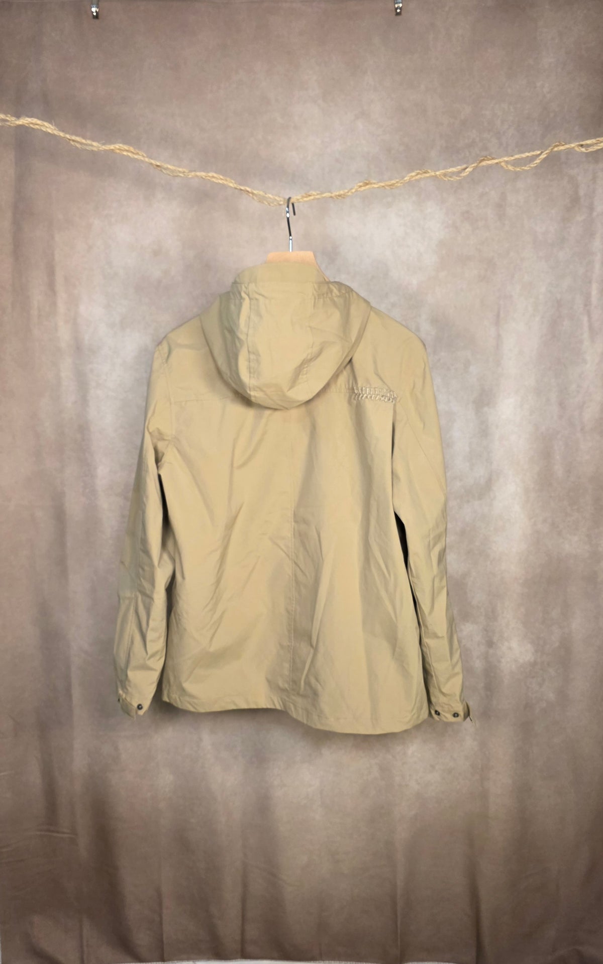 Giacca a vento leggera beige