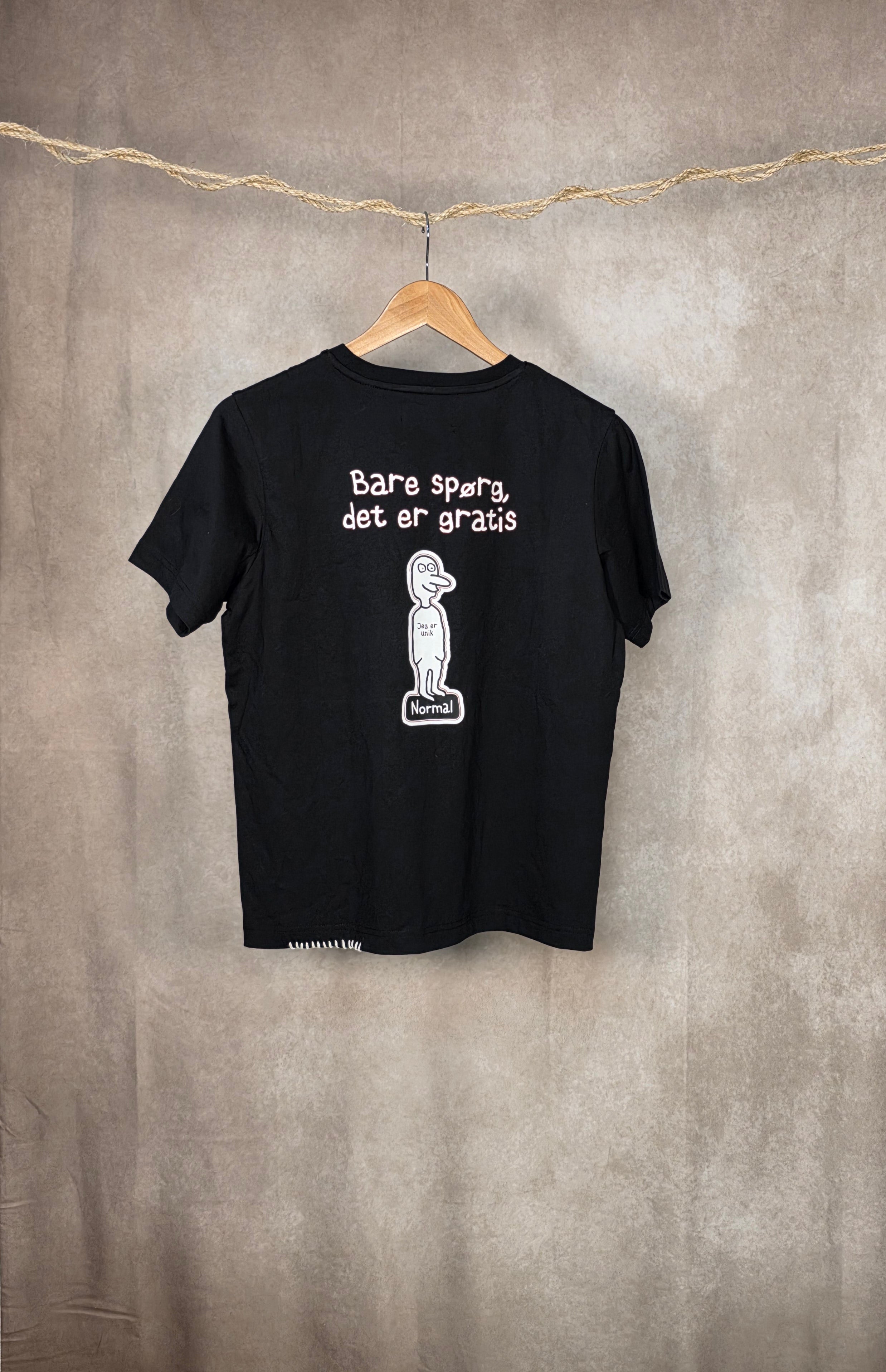 T-shirt nera di cotone
