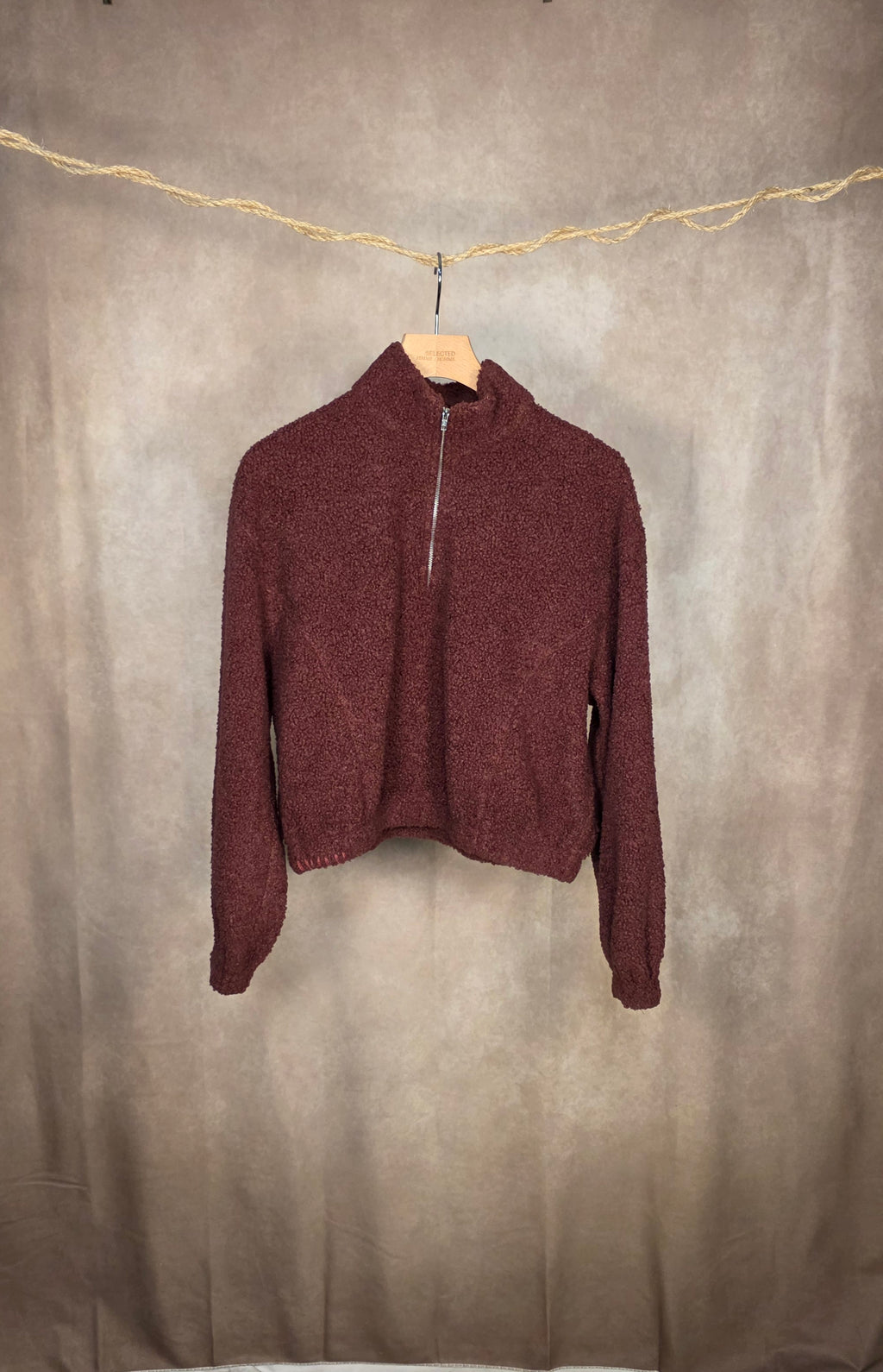 Felpa bordeaux con mezza zip