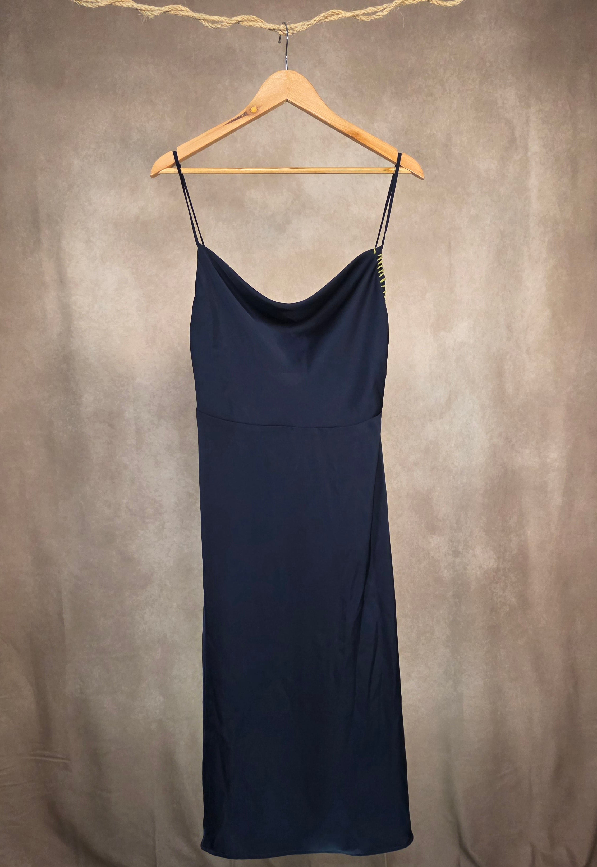 Vestito maxi elegante con spalline regolabili
