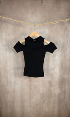 Top nero Marciano by Guess con cut-out sulle spalle