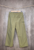 Pantaloni a gamba dritta con vita elasticizzata