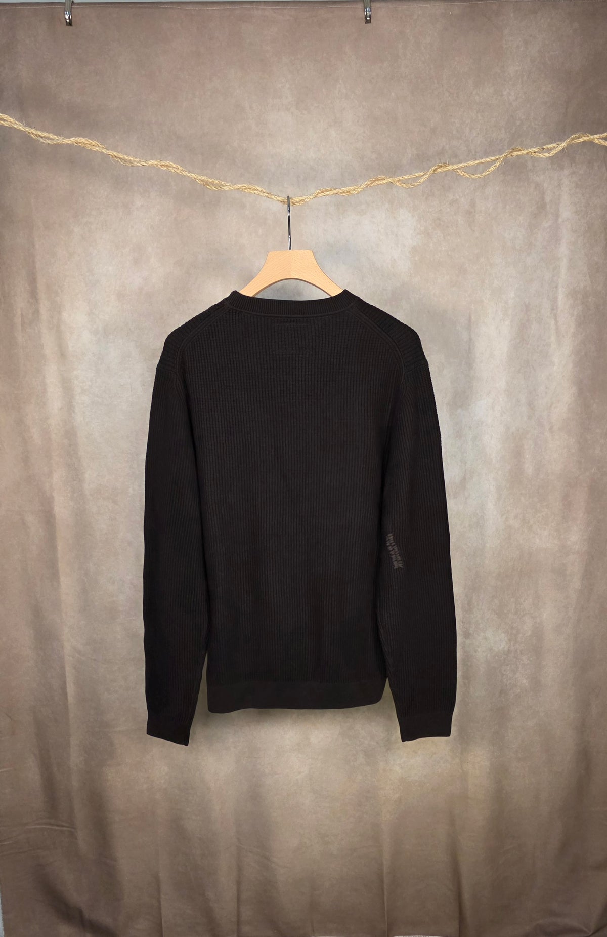 Maglione girocollo in cotone organico
