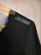 T-Shirt a scollo V in pizzo