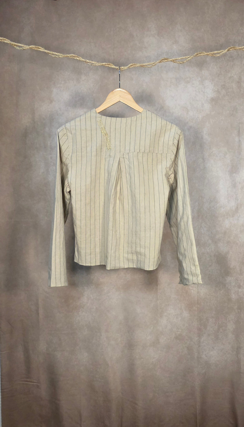 Blazer gessato in misto lino
