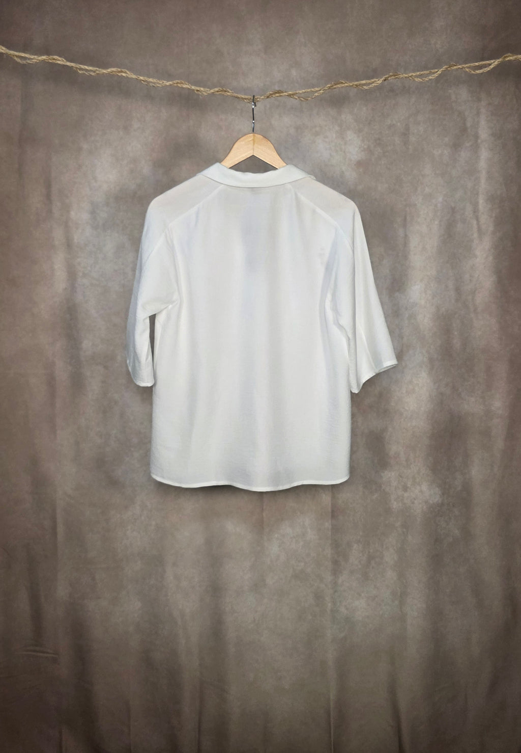 Camicia a maniche tre quarti stile minimal