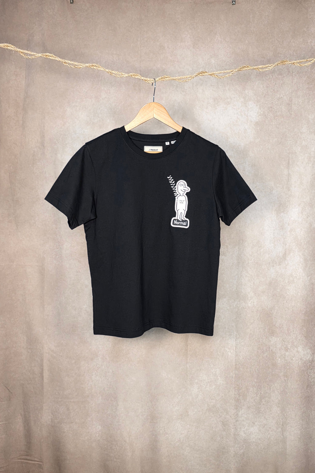 T-shirt nera di cotone