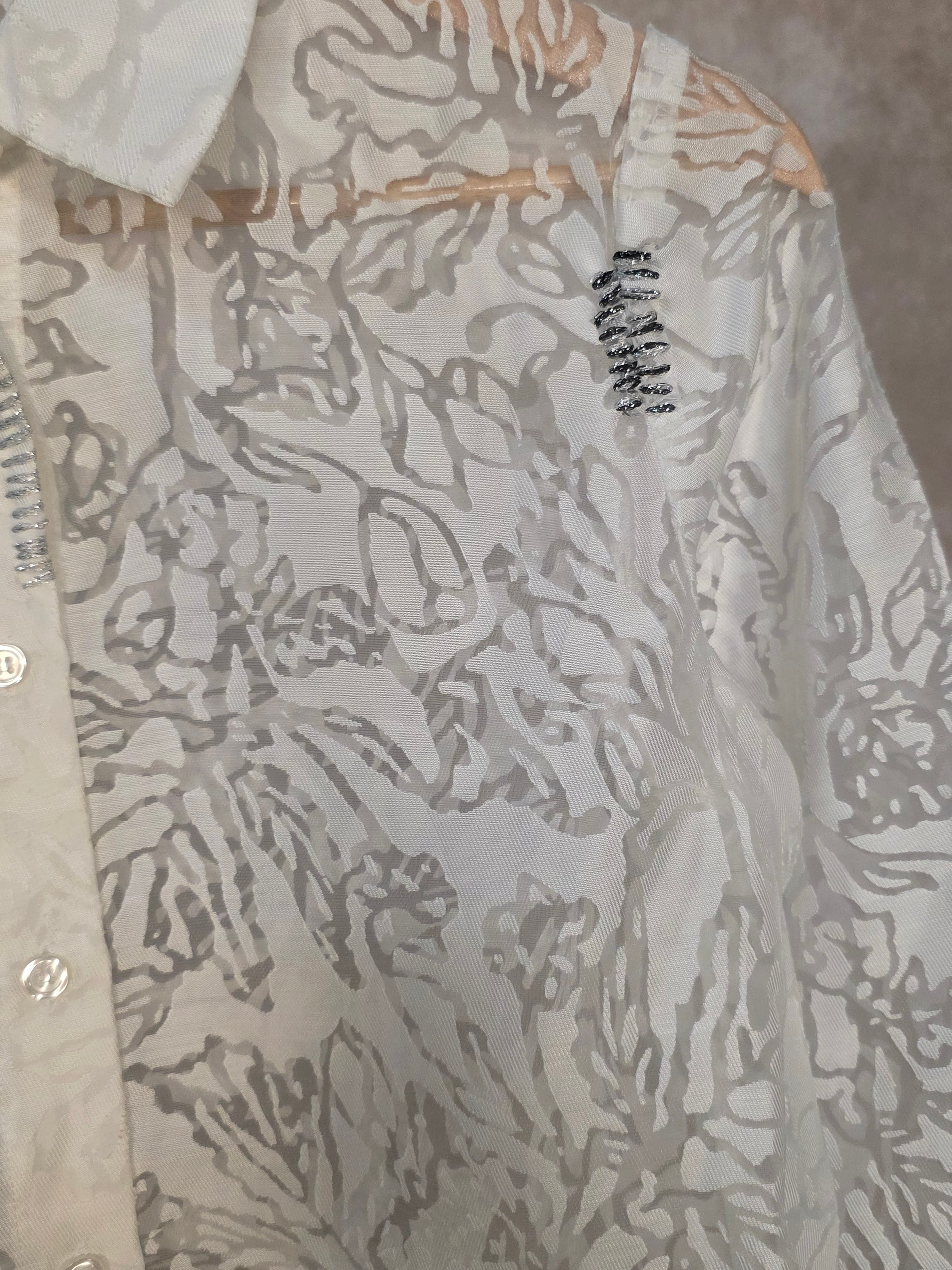 Camicia bianca trasparente